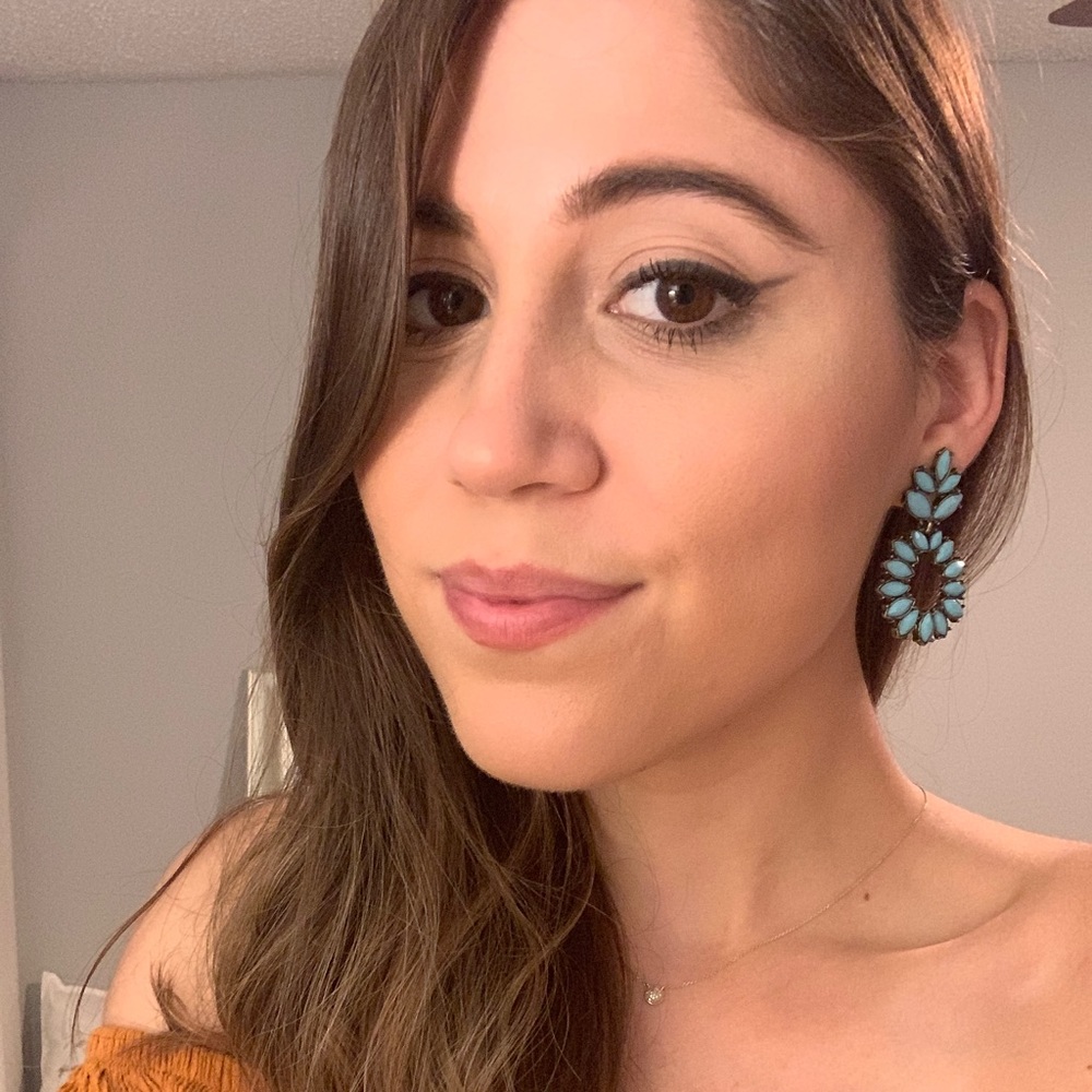 Meet your Posher, Taylor